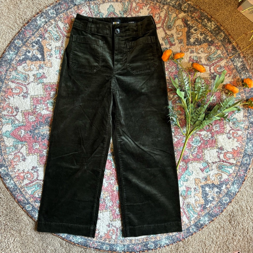 🌻Anthropologie Maeve Colette Corduroy Crop Flares🌻.
